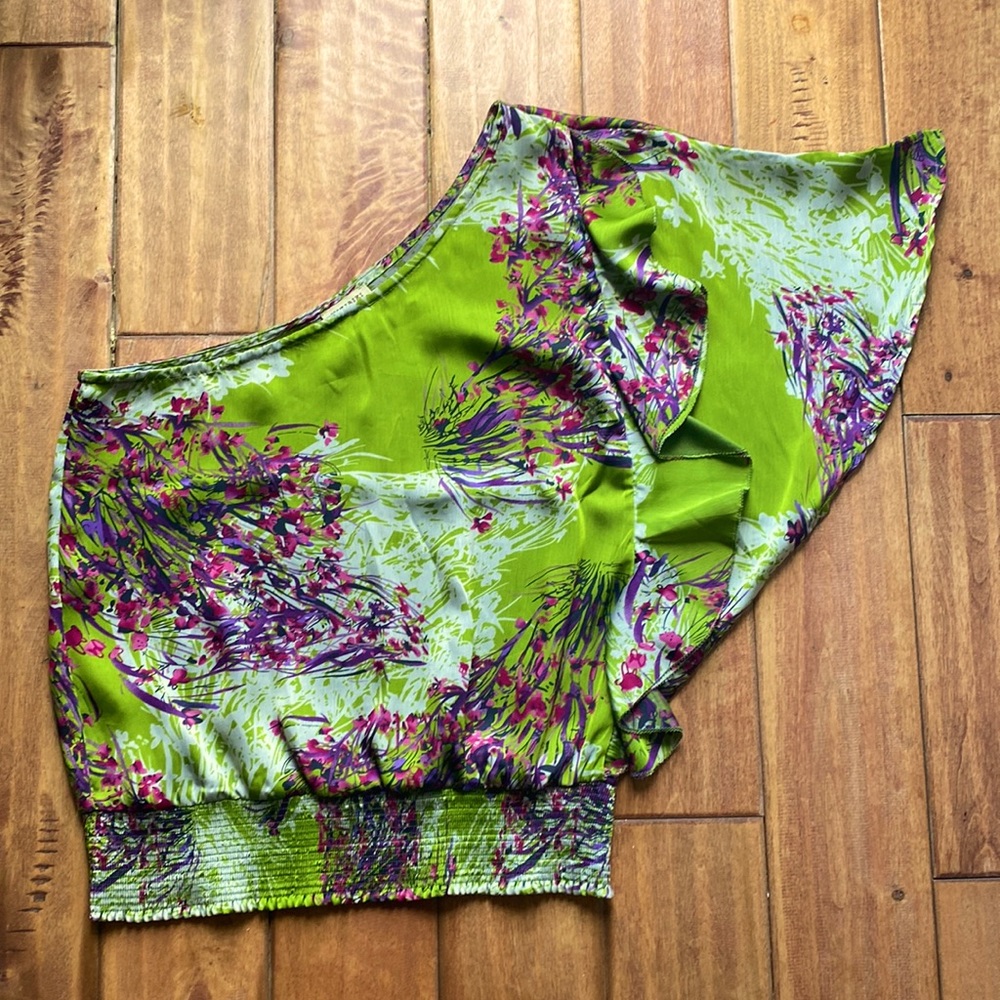 Nikibiki One Shoulder Blouse
